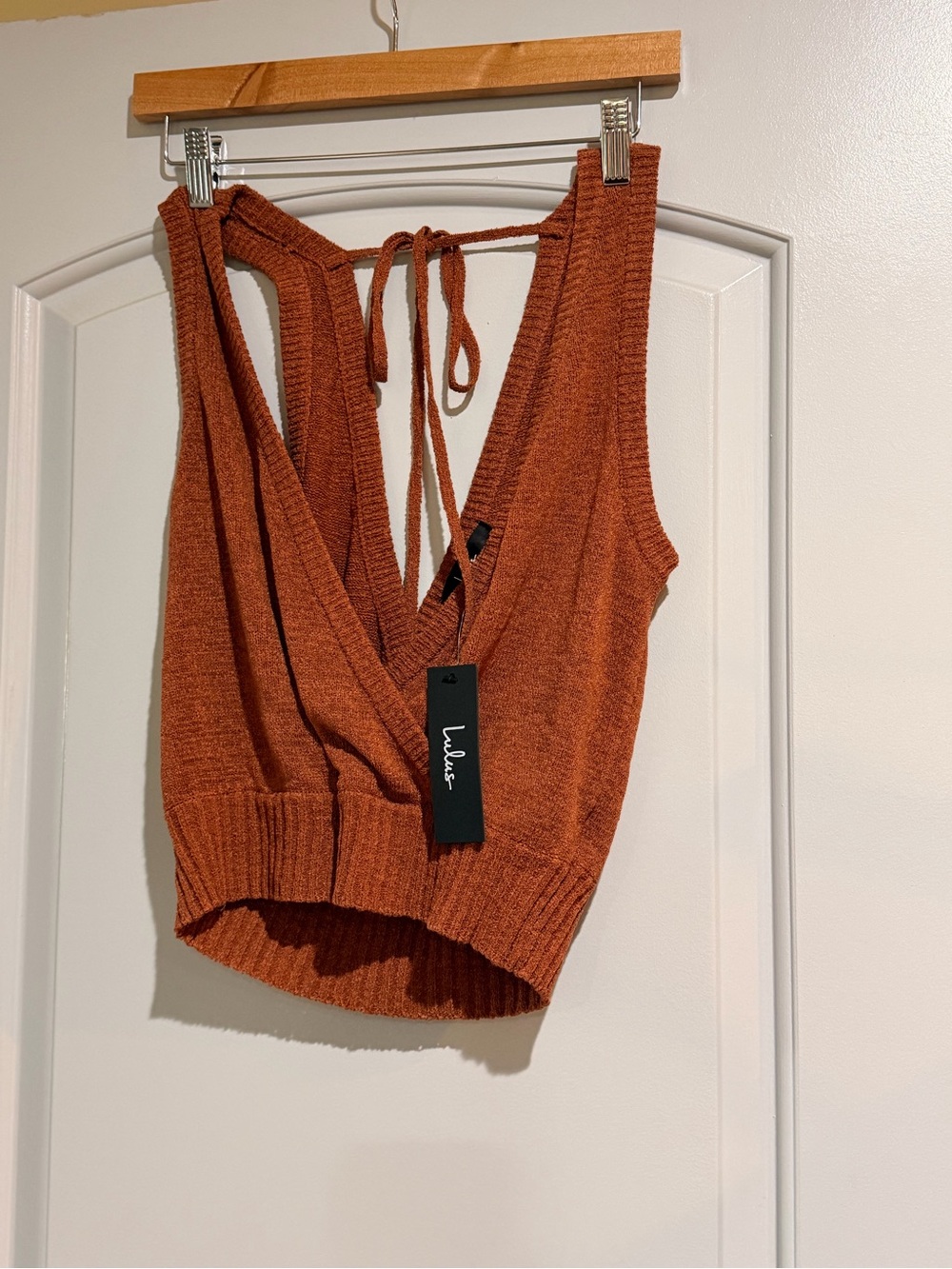 Lulu's Rust Orange Knit V-Neck Tie-Back Tank